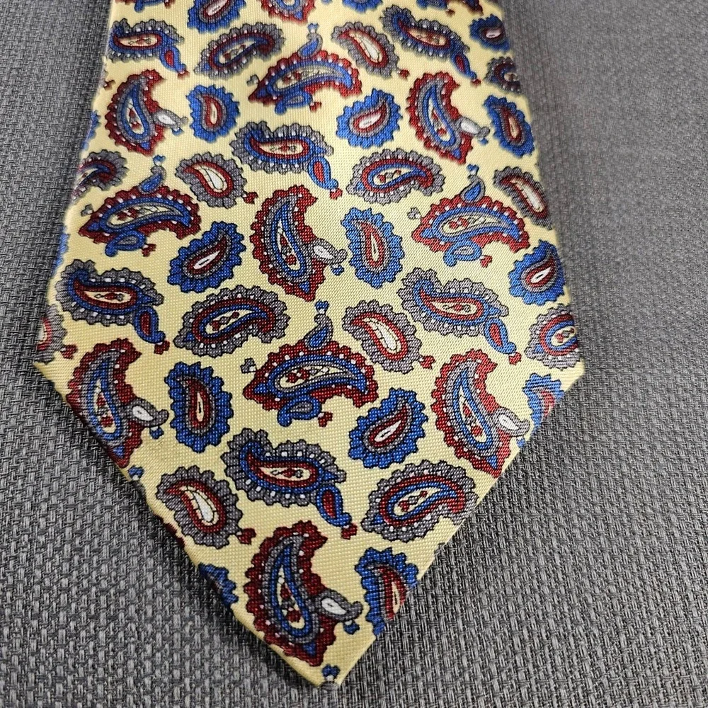Pierre Cardin Mens Paisley Necktie Yellow Blue Red Made in USA‎ RN 20485